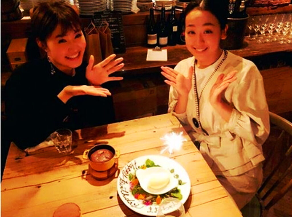 浅田真央 村上佳菜子 インスタグラム